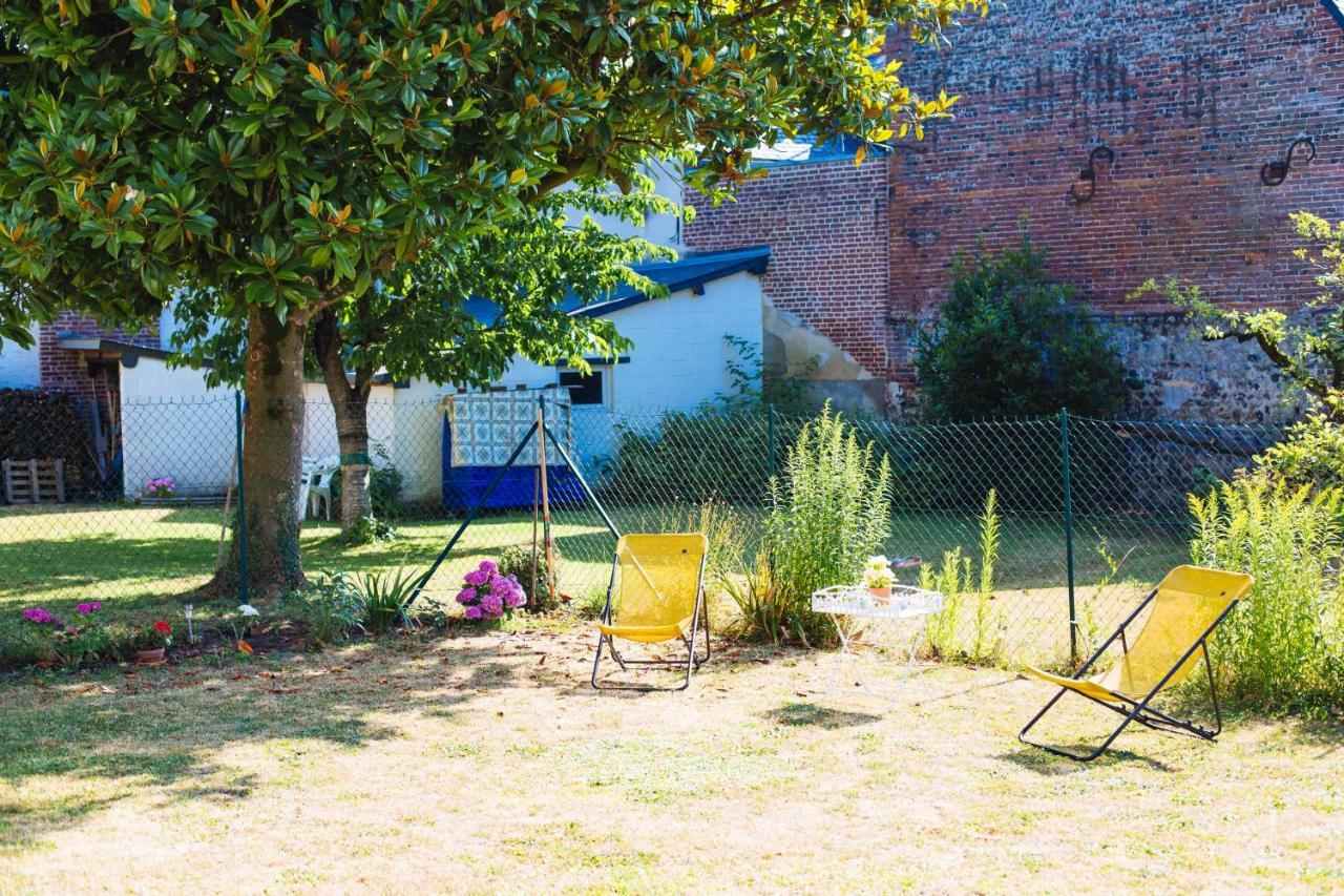 Ma Maison De Poupee Honfleur Kültér fotó